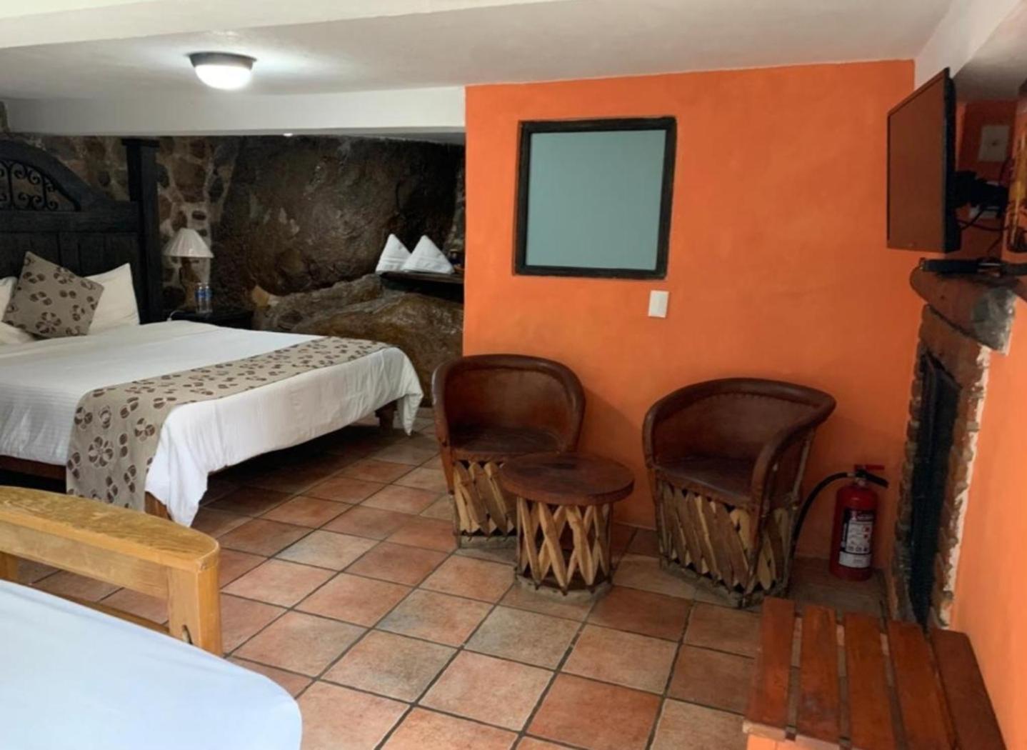 Hotel Revi Inn Valle de Bravo Room photo